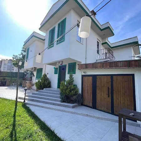 Villa Yesil Panjurlu Bahceli Nilufer